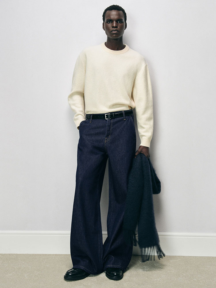 【美品】COS ドライバーズニット ファンネルネック ウール100% NAVY 美品】COS ドライバーズニット ファンネルネック ウール100